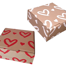 Cargar imagen en el visor de la galería, Cajas Corazones